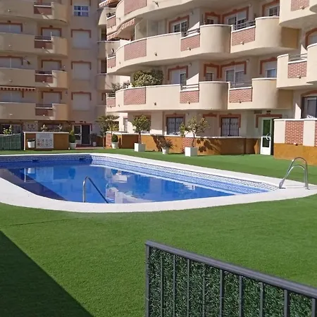 Torrequebrada Family Sun&beach Apartment